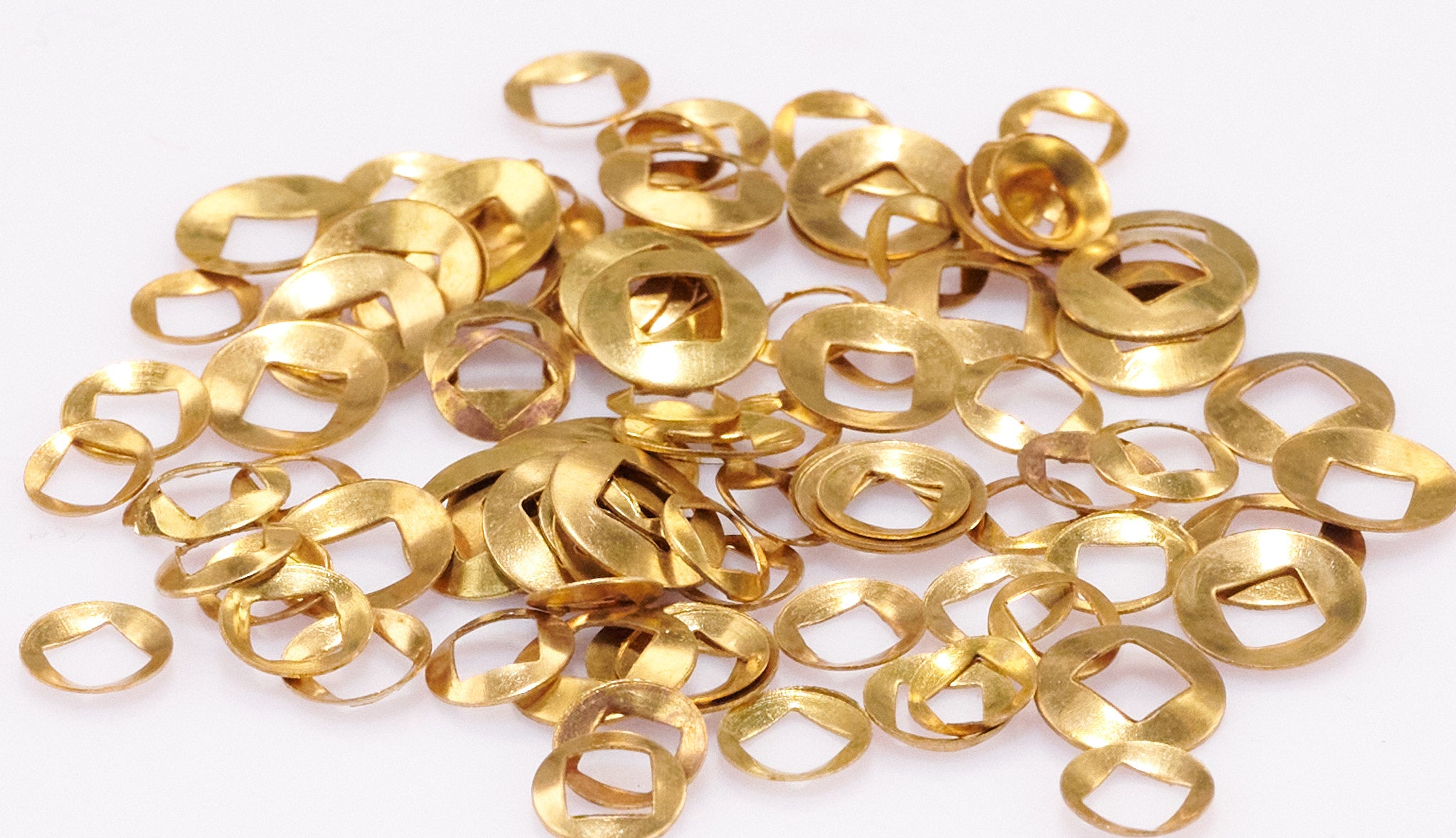 100 Brass Washers Wall Clocks Square Hole Clockmakers Movements Parts Repairs